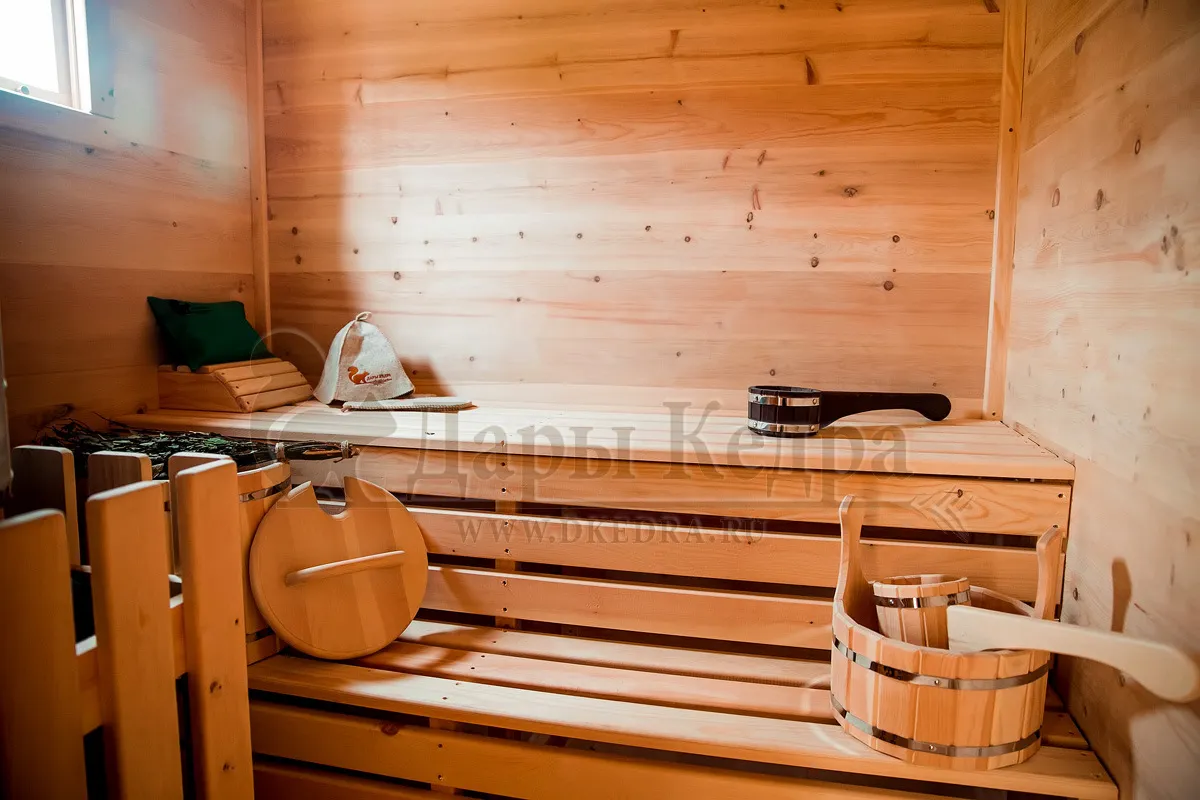 Каркасно-щитовая баня из кедра «Мега»